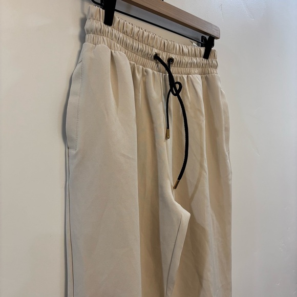 ZARA cream jogger black drawstring - Picture 5 of 9